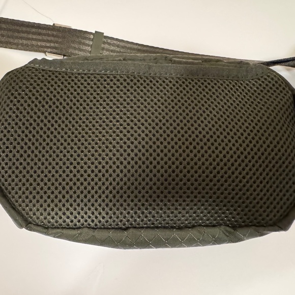 Athleta Small Olive Green Crossbody Bag - Picture 7 of 8